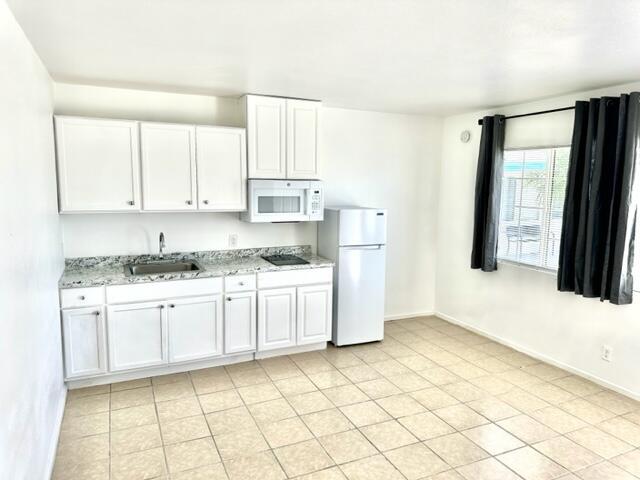 Building Photo - 11330 Palm Dr