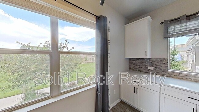 Building Photo - 7621 Red River Wy
