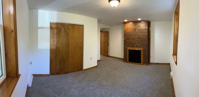 Building Photo - 189 Wible Run Rd