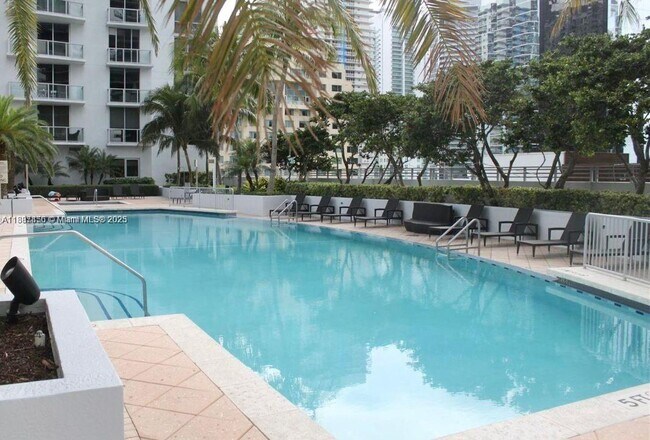 Building Photo - 1050 Brickell Ave