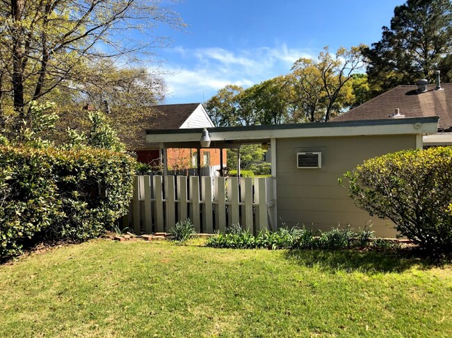 Foto del edificio - 2807 Mallory St