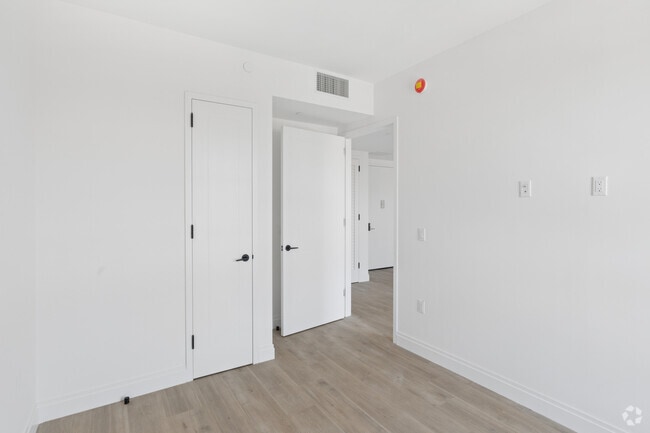 1BR, 1BA - 648SF - Bedroom - 205 E 110th St