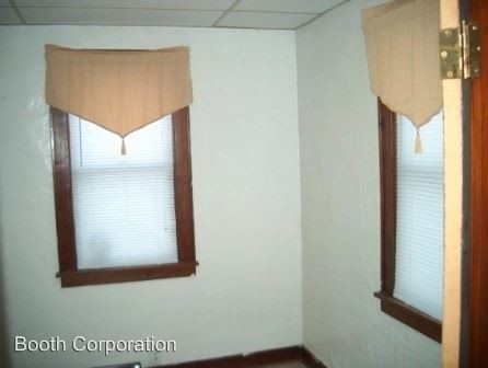 Building Photo - 2 br, 1 bath House - 316 W. Indiana Ave.