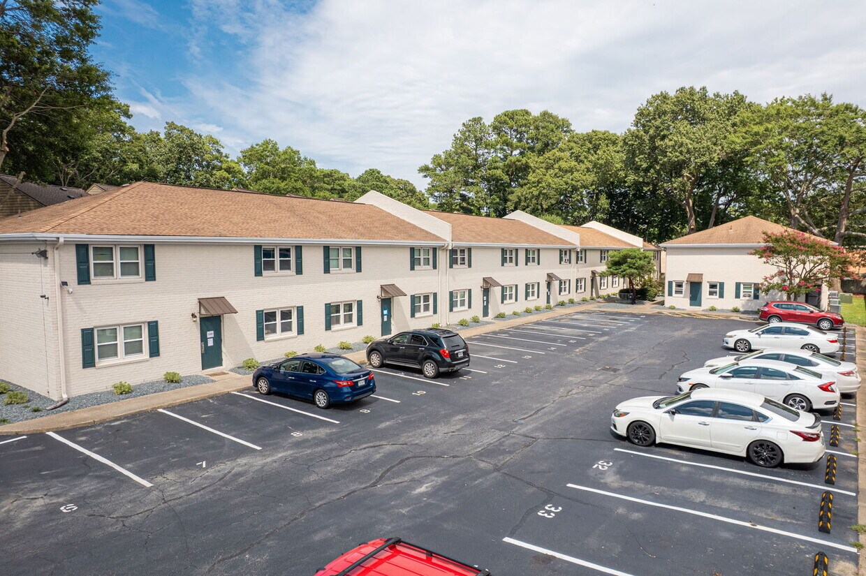 Foto principal - 1012 Gill Ct