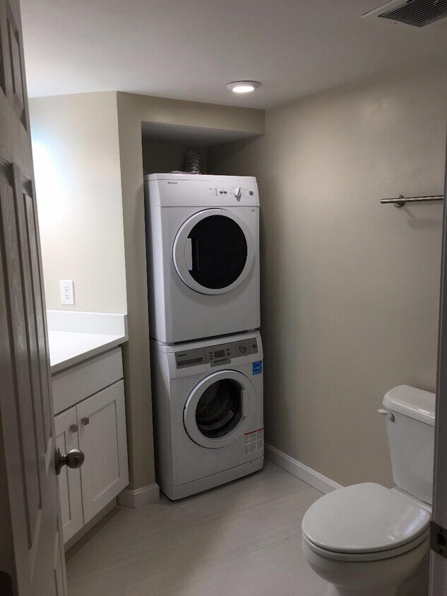 Building Photo - 1.0 bedroom in Somerville Massachusetts 02143