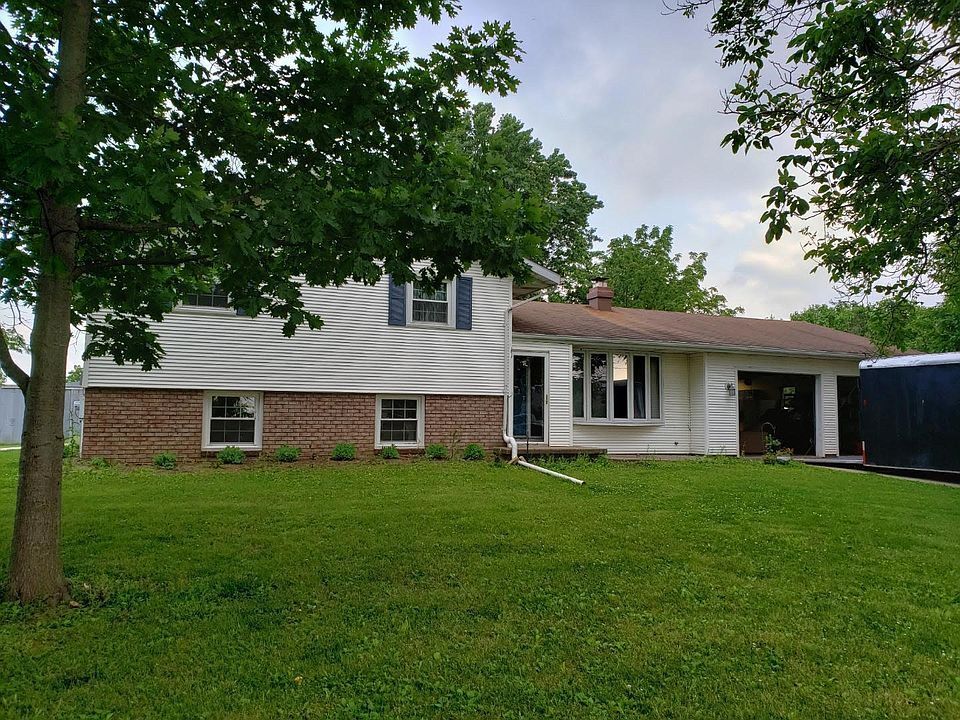 Primary Photo - 859 County Rd 1500 N