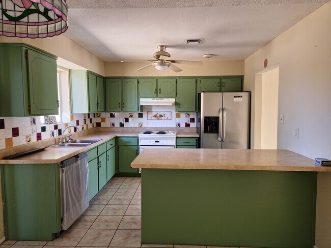 Foto del edificio - 3 bedroom/2 bath home for Rent