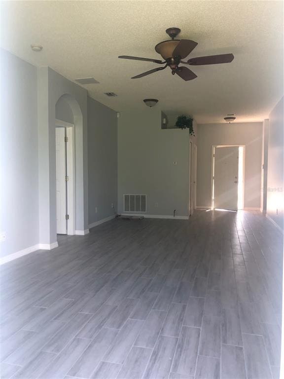 Building Photo - 10303 Beneva Dr