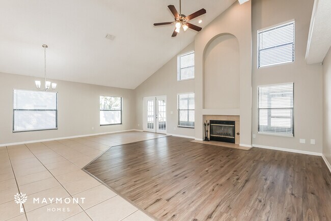 Foto del edificio - 24151 Cross Ln