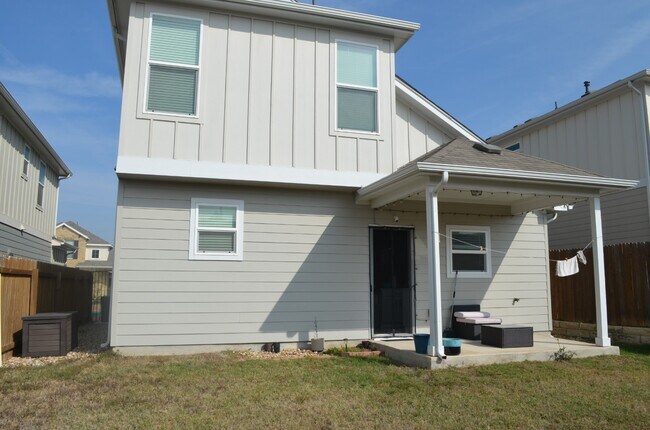 Foto del edificio - 6501 Rafferty Ln