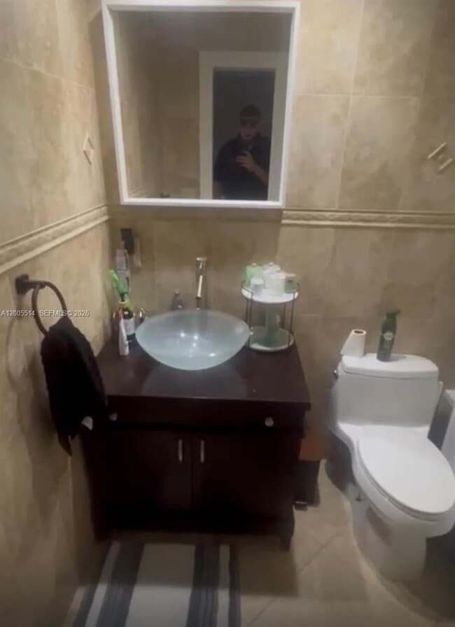 Foto del edificio - 1515 NE 125th Terrace