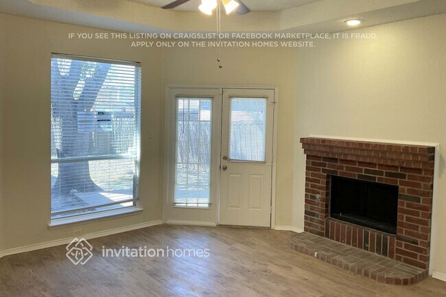 Foto del edificio - 1225 Clear Creek Dr