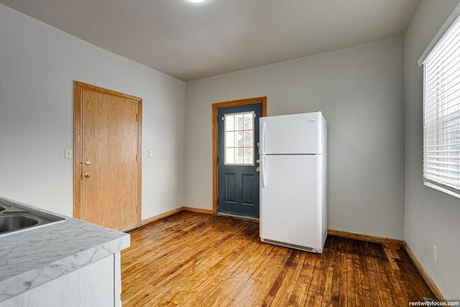 Foto del edificio - 618 N Ashland Ave