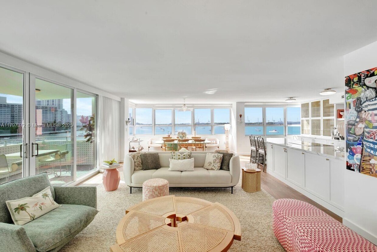 Foto principal - 11 Island Ave