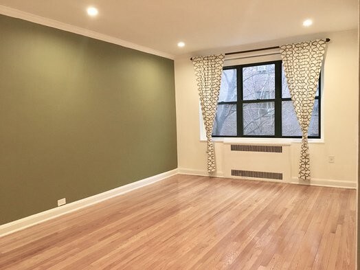 Foto del edificio - 3421 78th St