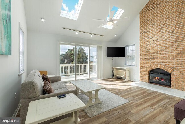 Foto del edificio - 10429 Brighton Rd