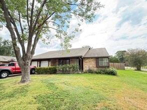 Building Photo - 16402 Cavendish Dr