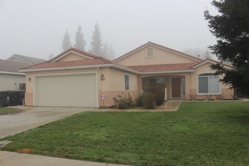 Primary Photo - 1116 Fairway Dr