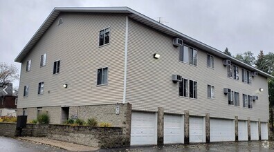 Building Photo - 210 5th Ave NE