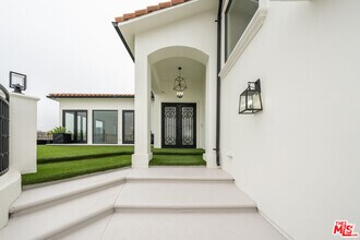 Building Photo - 4576 Martson Dr