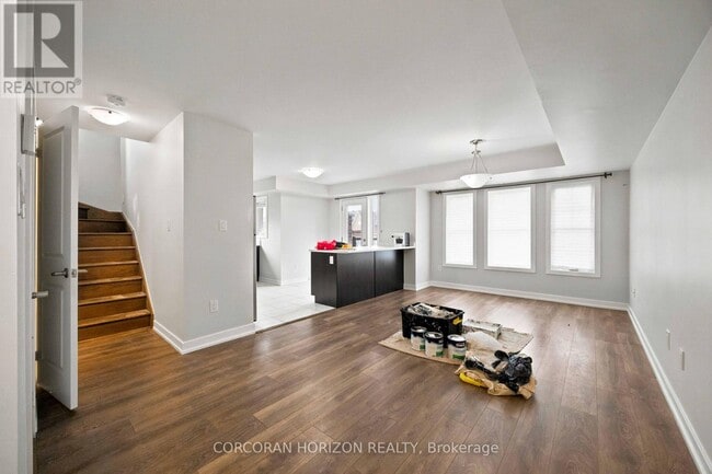 Building Photo - 60 Parrotta Dr