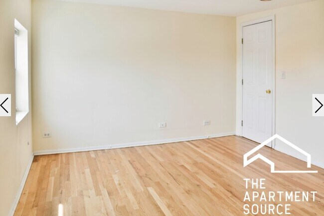 Foto del edificio - 2318 N Southport Ave