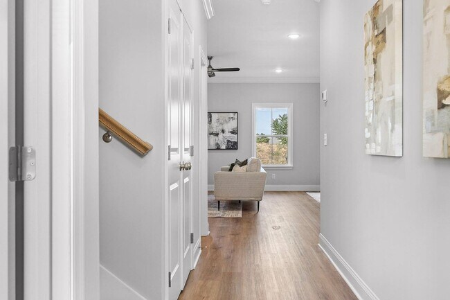 Foto del edificio - NEW 2 Bedroom Townhome in Cleveland!