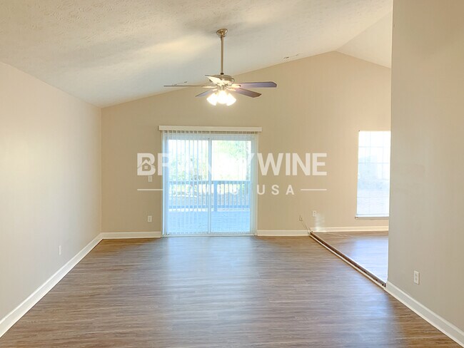 Building Photo - 2525 Hallie Mill Rd