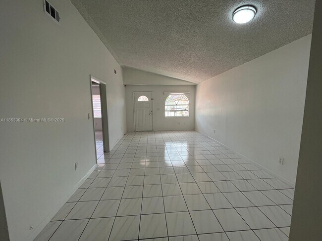 Building Photo - 2682 W 74th Terrace