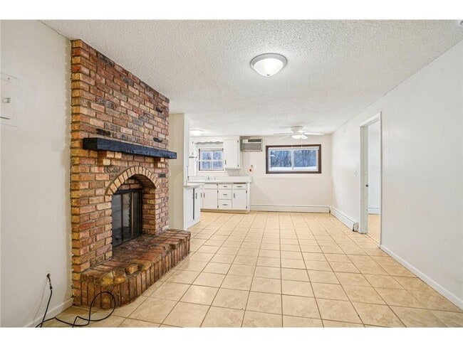 Foto del edificio - 17256 Kenyon St NE