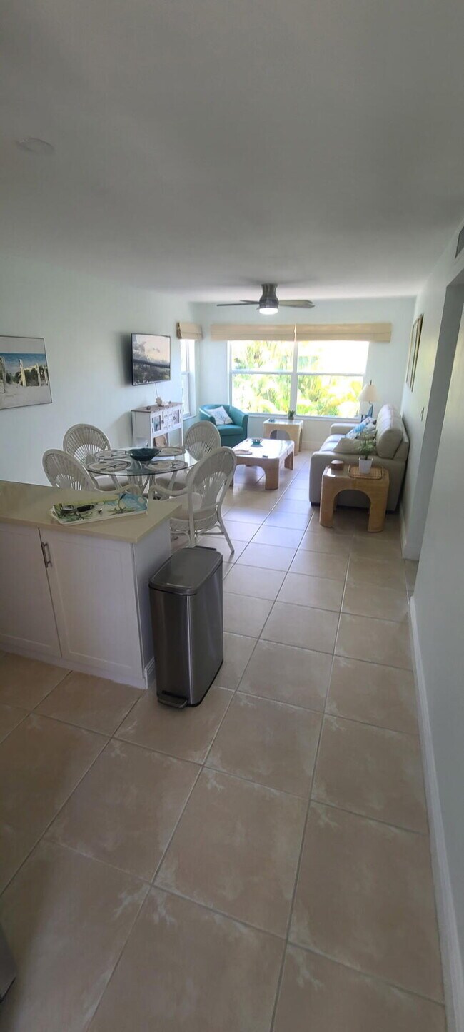 Foto del edificio - 605 Sombrero Beach Rd