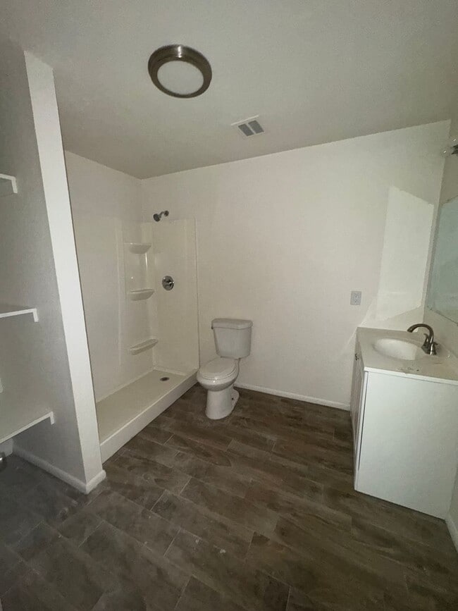Building Photo - Beautiful Home in East Mesa