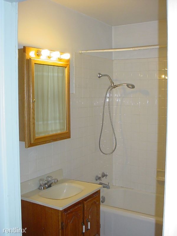 Foto del edificio - 3821 N Damen Ave