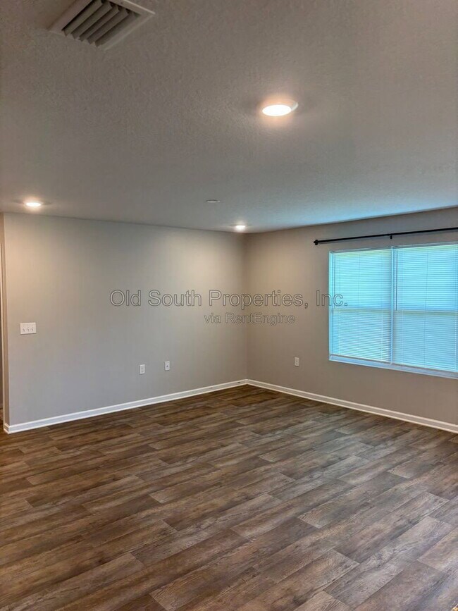 Building Photo - 969 Jacobs Way