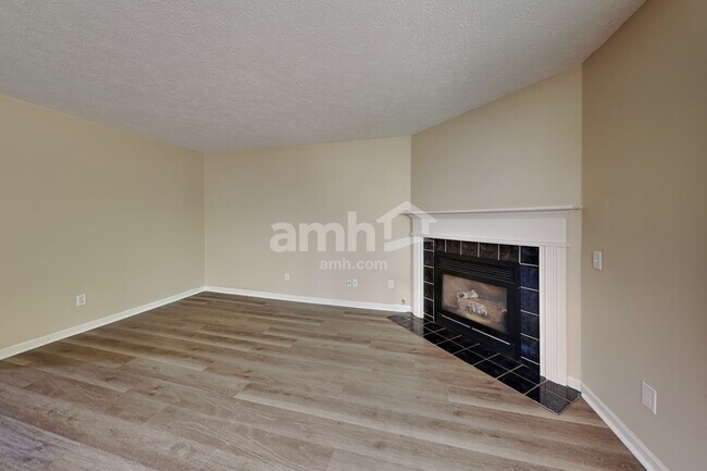 Foto del edificio - 5964 Keensburg Dr