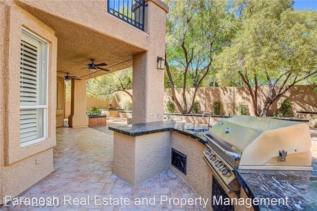 Building Photo - 5 br, 3.5 bath House - 1833 Dolce Dr