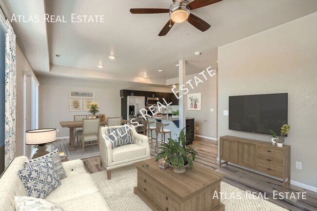Building Photo - Amazing 3 bed/3 bath Townhome with Private...