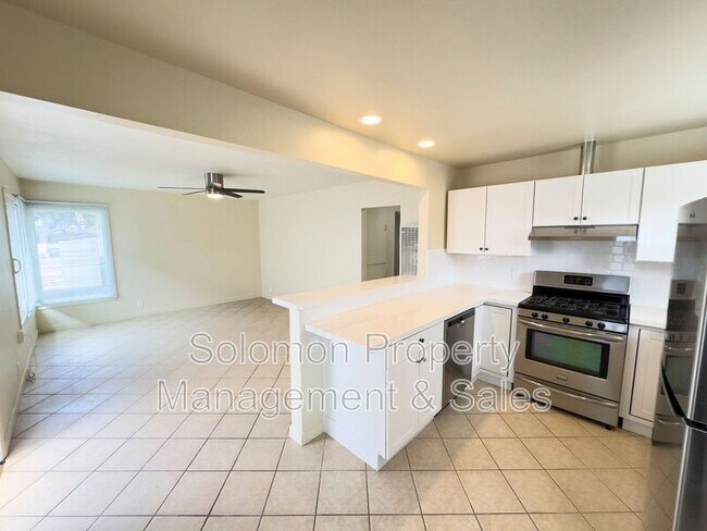 Foto del edificio - 515 N Ditmar St