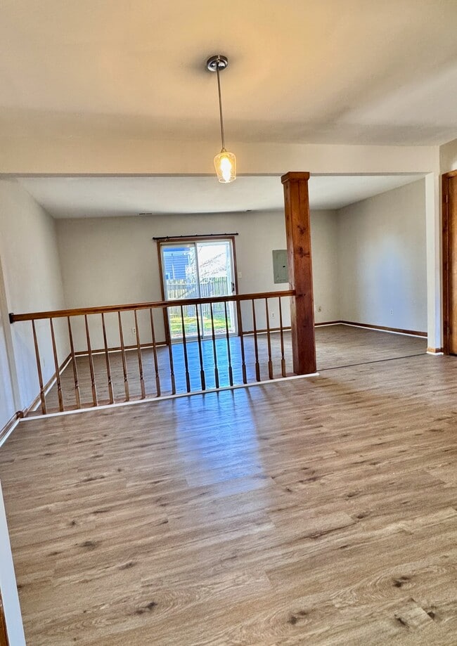 Living room from dining room - 5552 Lynbrook Lndg