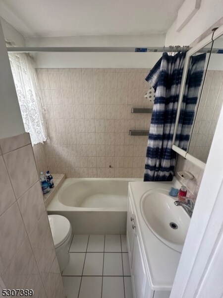 Foto del edificio - 406 River Dr