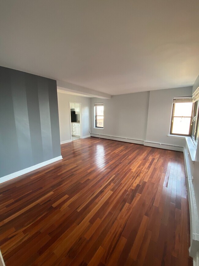 Foto del edificio - 5858 N Sheridan Rd