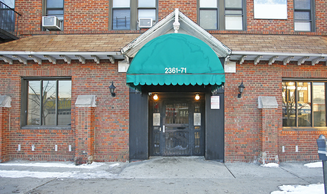 Foto del edificio - 2361 Coney Island Ave