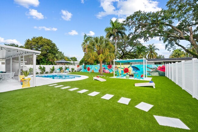 Foto del edificio - 831 SW 26th Ct