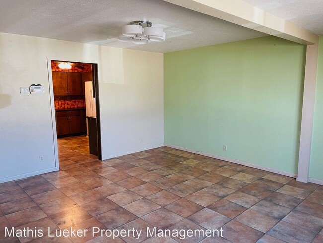 Building Photo - 3 br, 2 bath House - 1405 W. 17th
