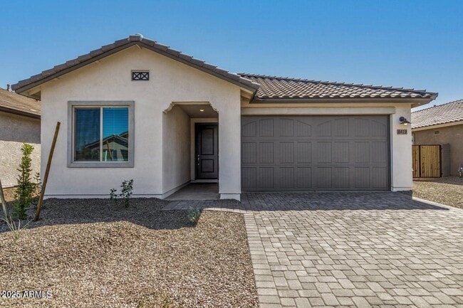 Building Photo - 8419 W Encinas Ln