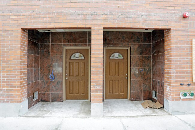 Building Photo - 96-16 38th Ave