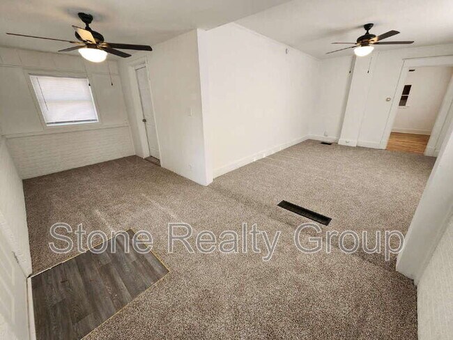 Foto del edificio - 4412 S 12th St