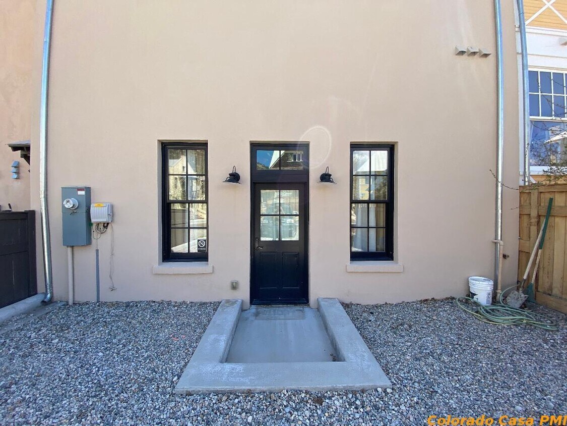 Primary Photo - Studio apartment in Buena Vista