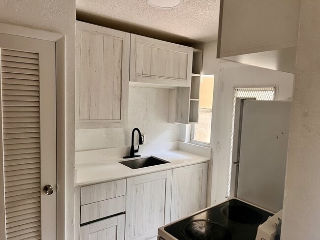 Photo - 1821 NE 168th St Townhome