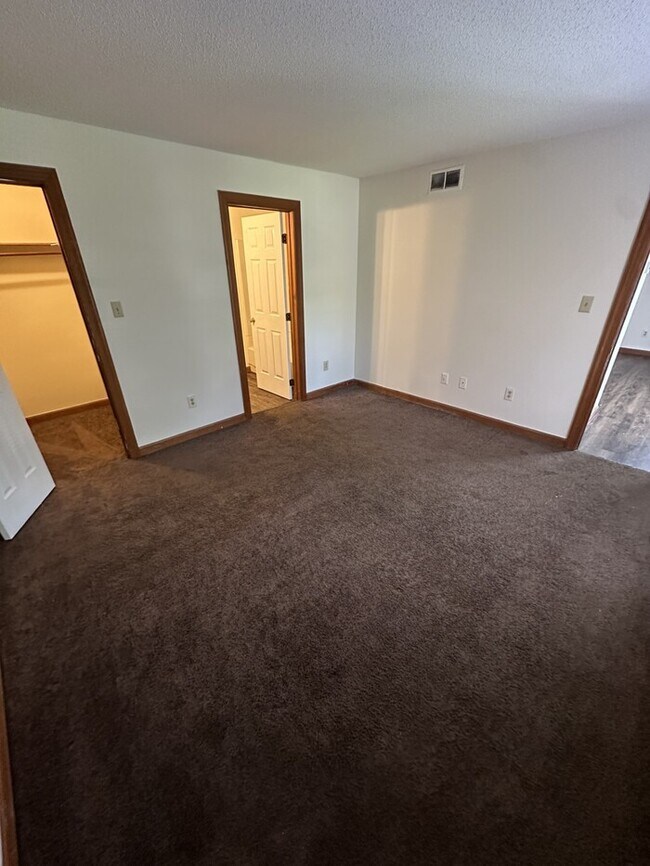 Foto del edificio - 3502-101 Ivy Commons Drive